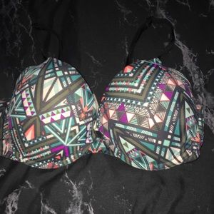 Victoria’s secret bra. Size 34 D